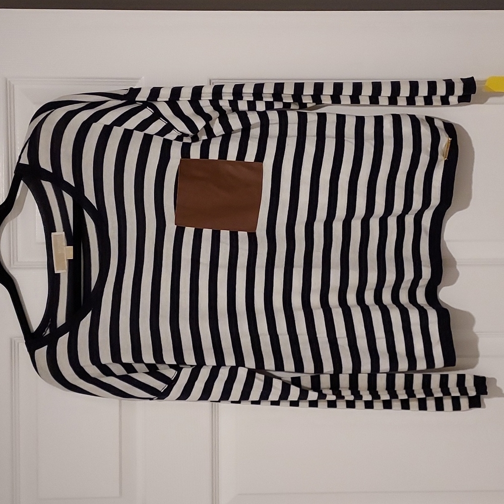 NWOT Women's Michael Michael Kors Lightweight Pullover Striped Sweater Size M